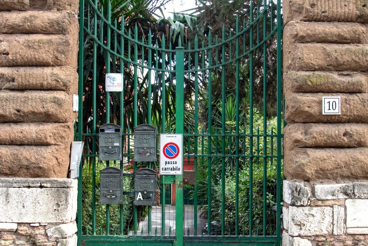 Aventino Appartamento *